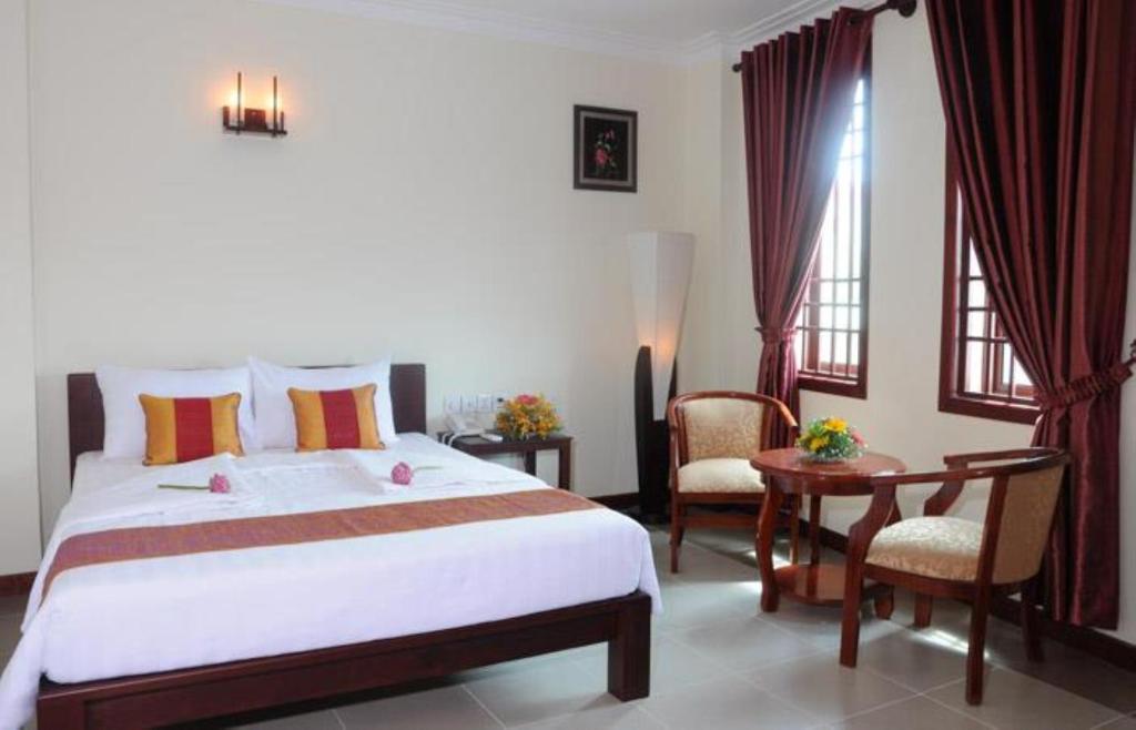 V N E Hotel Phnom Penh Oda fotoğraf
