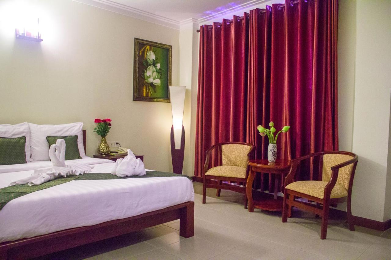 V N E Hotel Phnom Penh Dış mekan fotoğraf