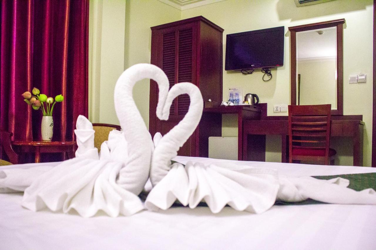 V N E Hotel Phnom Penh Dış mekan fotoğraf